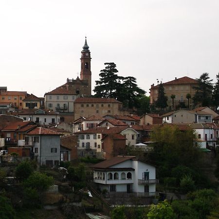 Appartamento Mi & Ti CastellʼAlfero エクステリア 写真